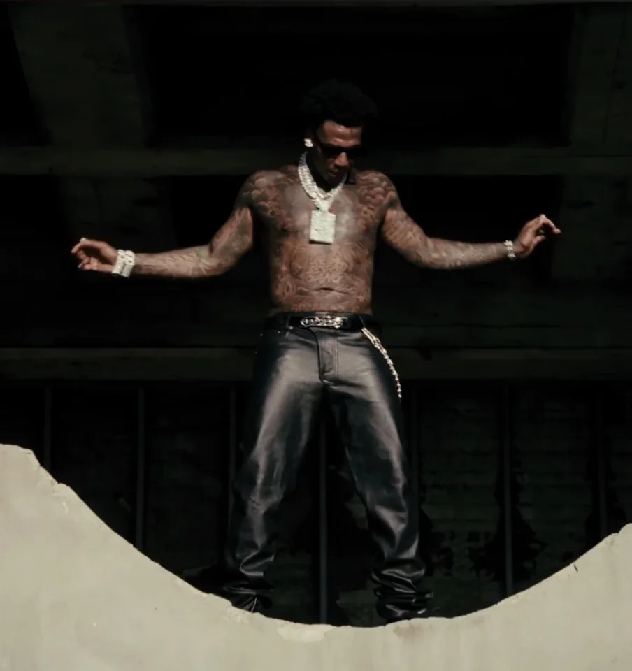 Rapper Moneybagg Yo I See Why Video