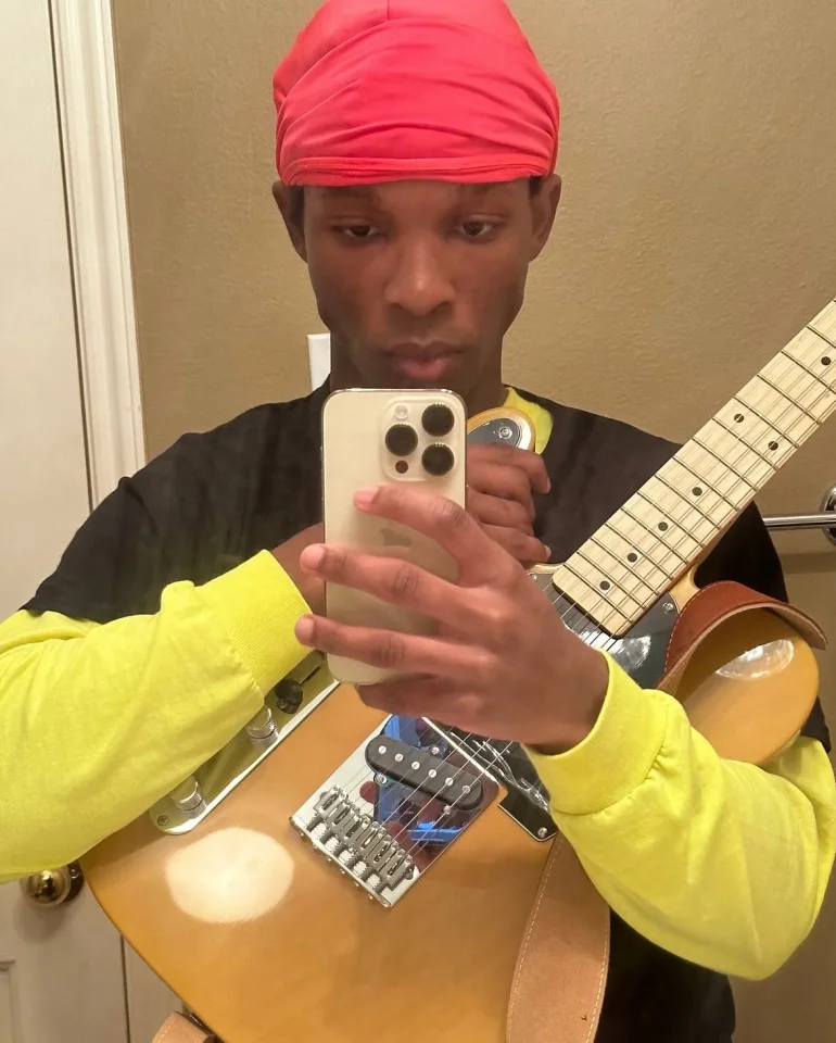 Rapper D4vd